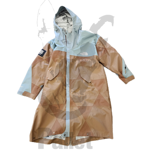 The North Face-"Undercover Poncho"-SIze X-Large