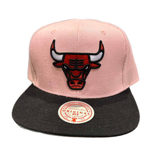 Mitchell & Ness - "Pink Chicago Bulls Hat"